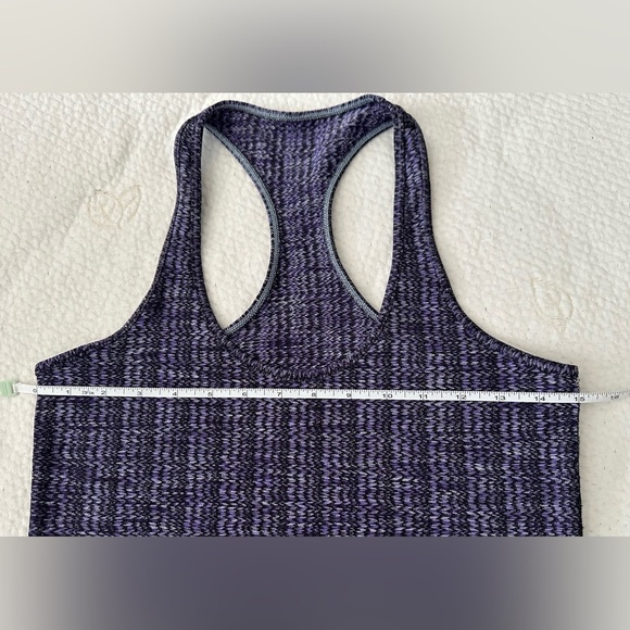 Lululemon: Women’s Tank Top - Picture 4 of 5